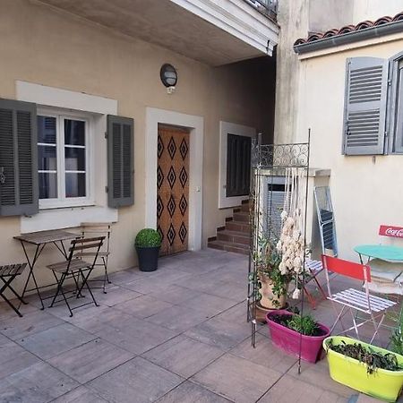 Studio Vieux Port Chez Fanette Apartamento Marselha Exterior foto