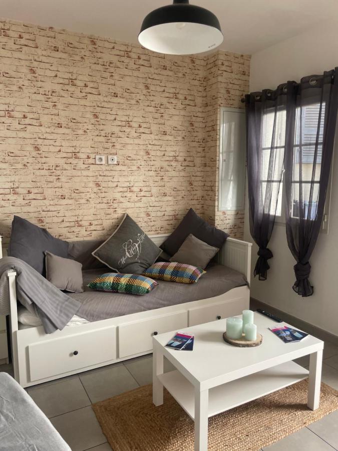 Studio Vieux Port Chez Fanette Apartamento Marselha Exterior foto